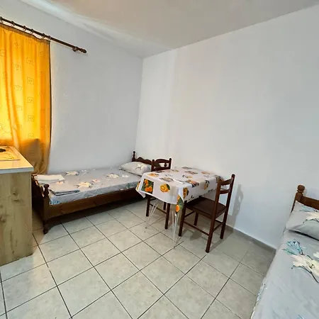For Rent * Himarë